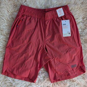 NEW SAXX Gainmaker 2N1 Performance Shorts 9 inch inseam Men's Small Red Athletic